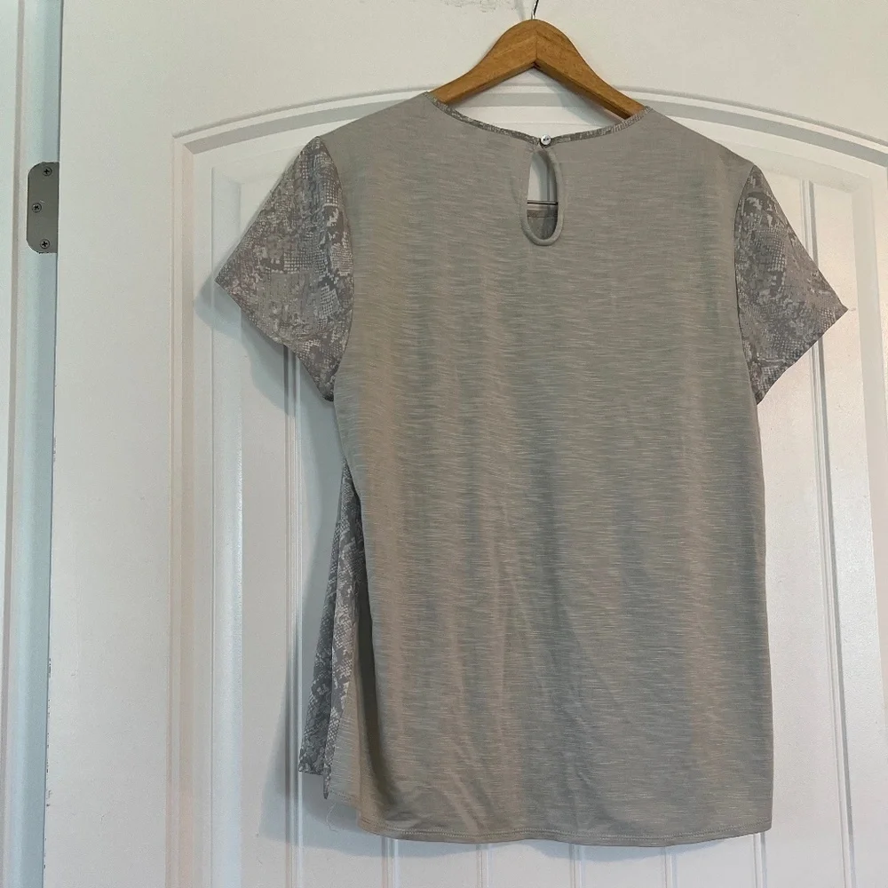 Anthropologie Dolan Left Coast Pleated Gray Snakeskin Blouse Small